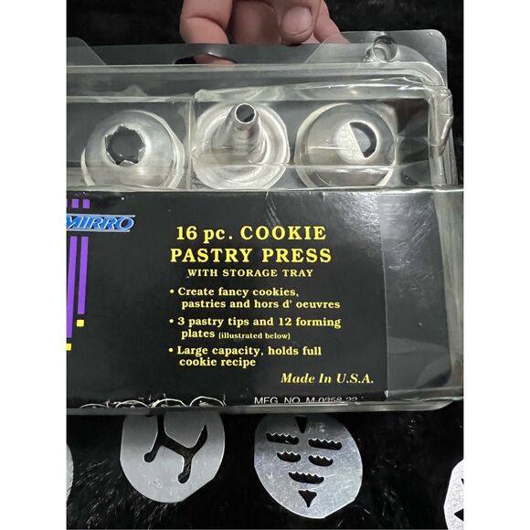 Vintage MIRRO Cookie Pastry Press 12 Discs 3 Pastry Tips M-0358-22 Instructions - Picture 1 of 6